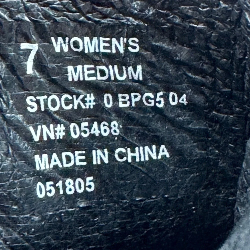 L.L. Bean‎ Ankle Boots Womens 7 Black Leather Side Zip Low Heel 0BPG504 Classic